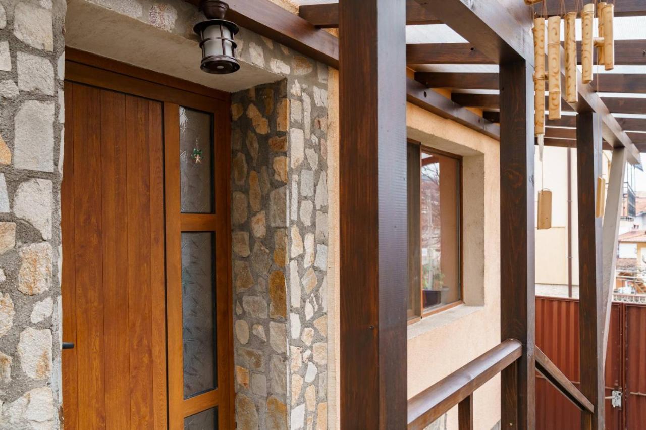 Фън Шуй Къща За Гости 88 Dobrinischte Exterior foto