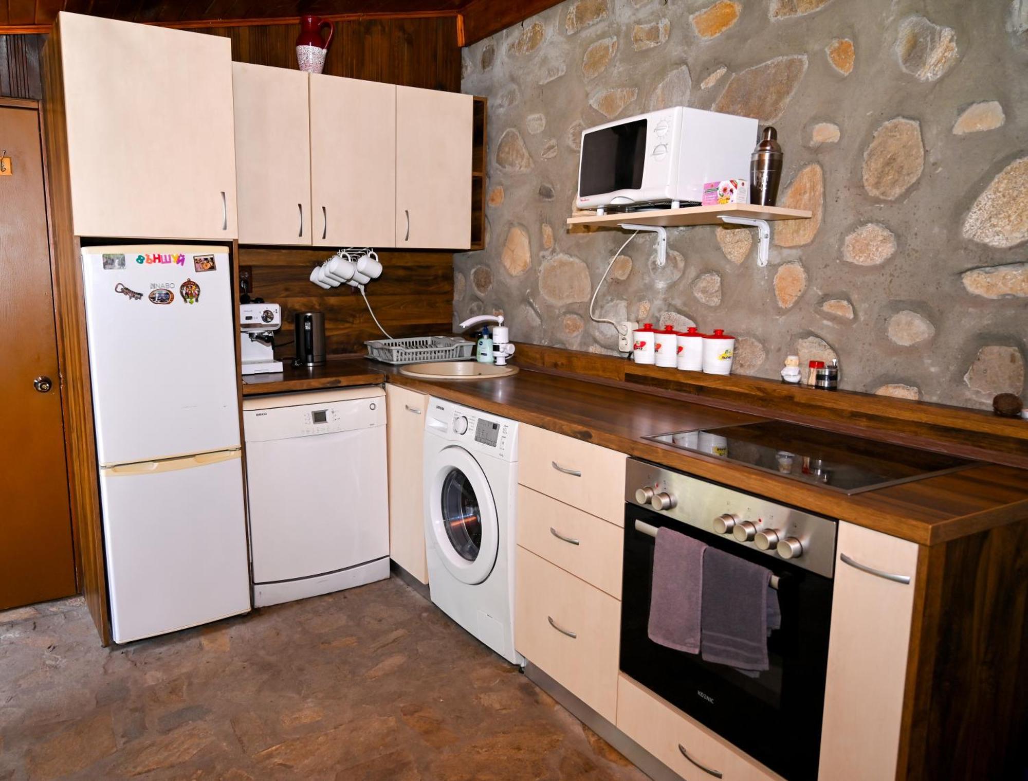 Фън Шуй Къща За Гости 88 Dobrinischte Exterior foto